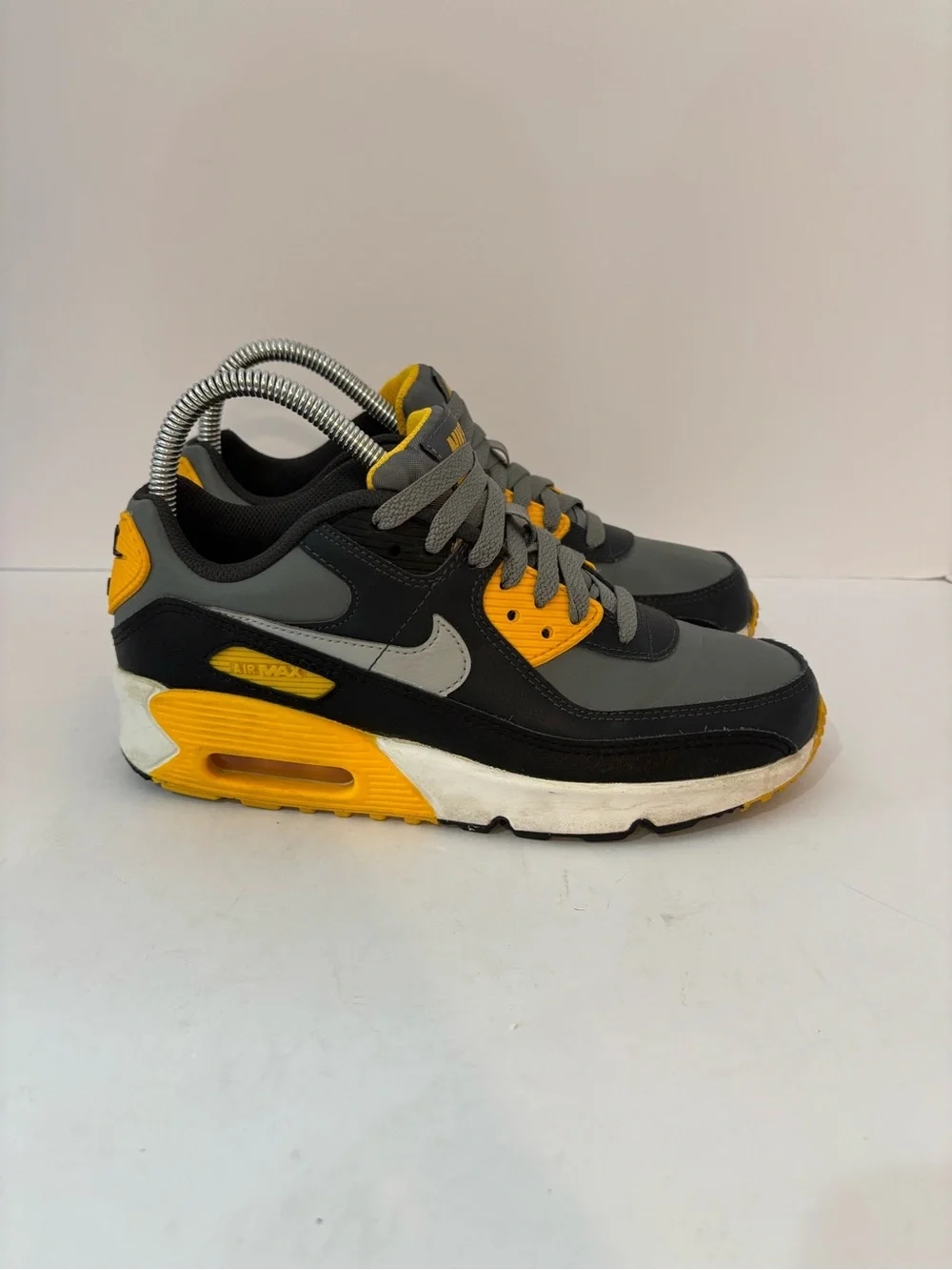 Nike Air Max 90 size 4.5